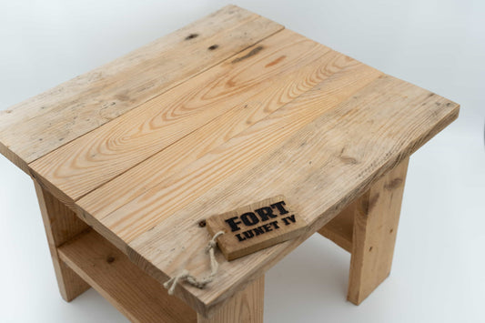 Houten krukjes